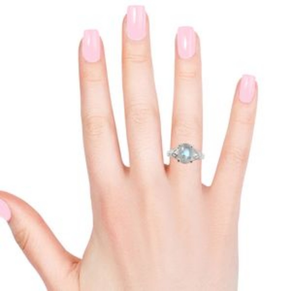 Rainbow Moonstone Ring in Sterling Silver - Picture 5 of 6